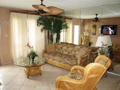 Living Room with Oceanview, LCD TV