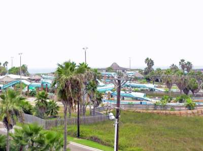 Walk to Schlitterbahn water park